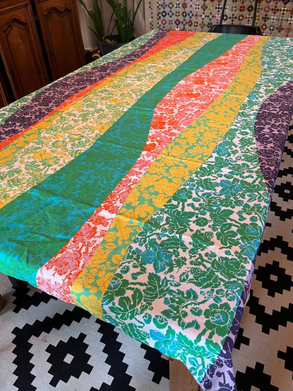 Diane von Furstenberg DVF X Target Tablecloth 84x60 Rectangular Colorful Floral